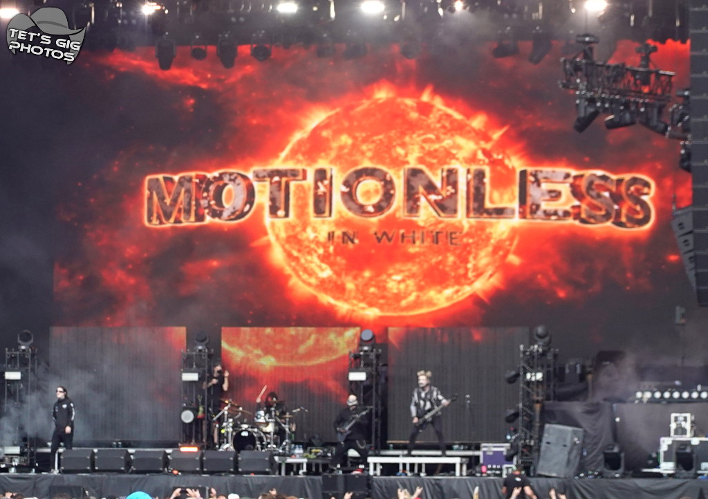 Photo: img/motionless1.jpg