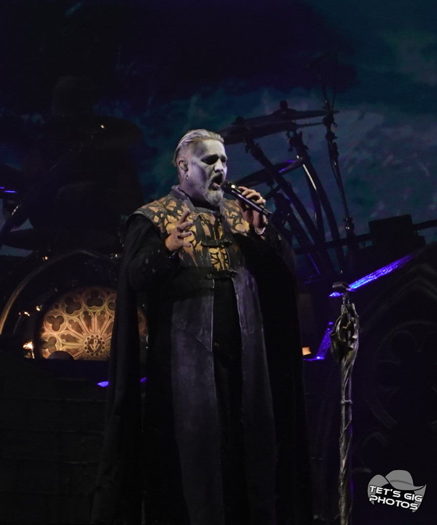 Photo: img/powerwolf01.jpg
