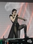 black02