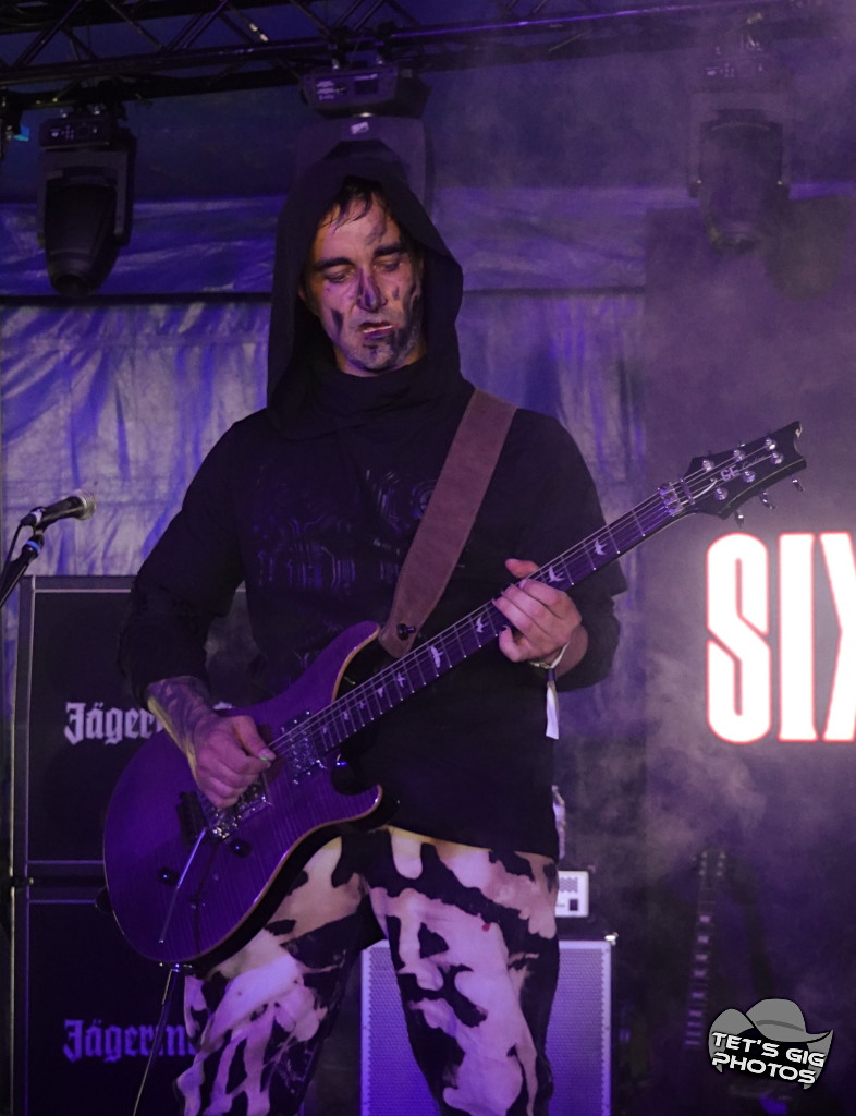 Photo: img/sins02.jpg