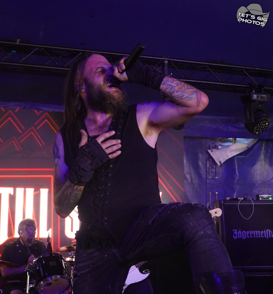 Photo: img/sins03.jpg