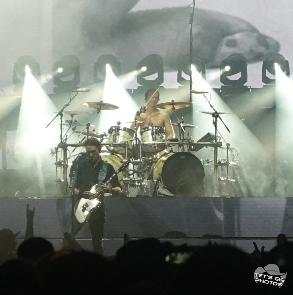 Photo: img/gojira4.jpg