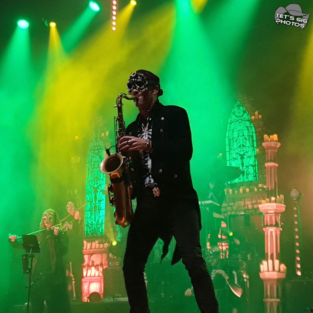 Photo: img/orch5.jpg