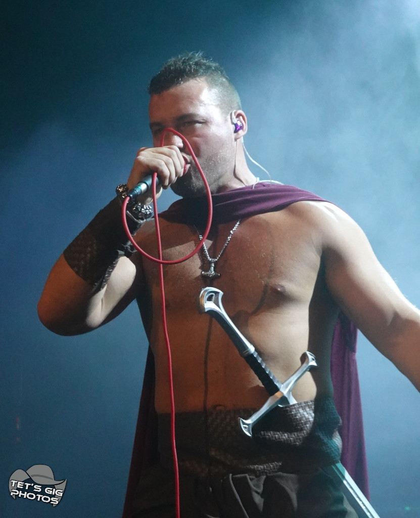 Photo: img/heroes13.jpg