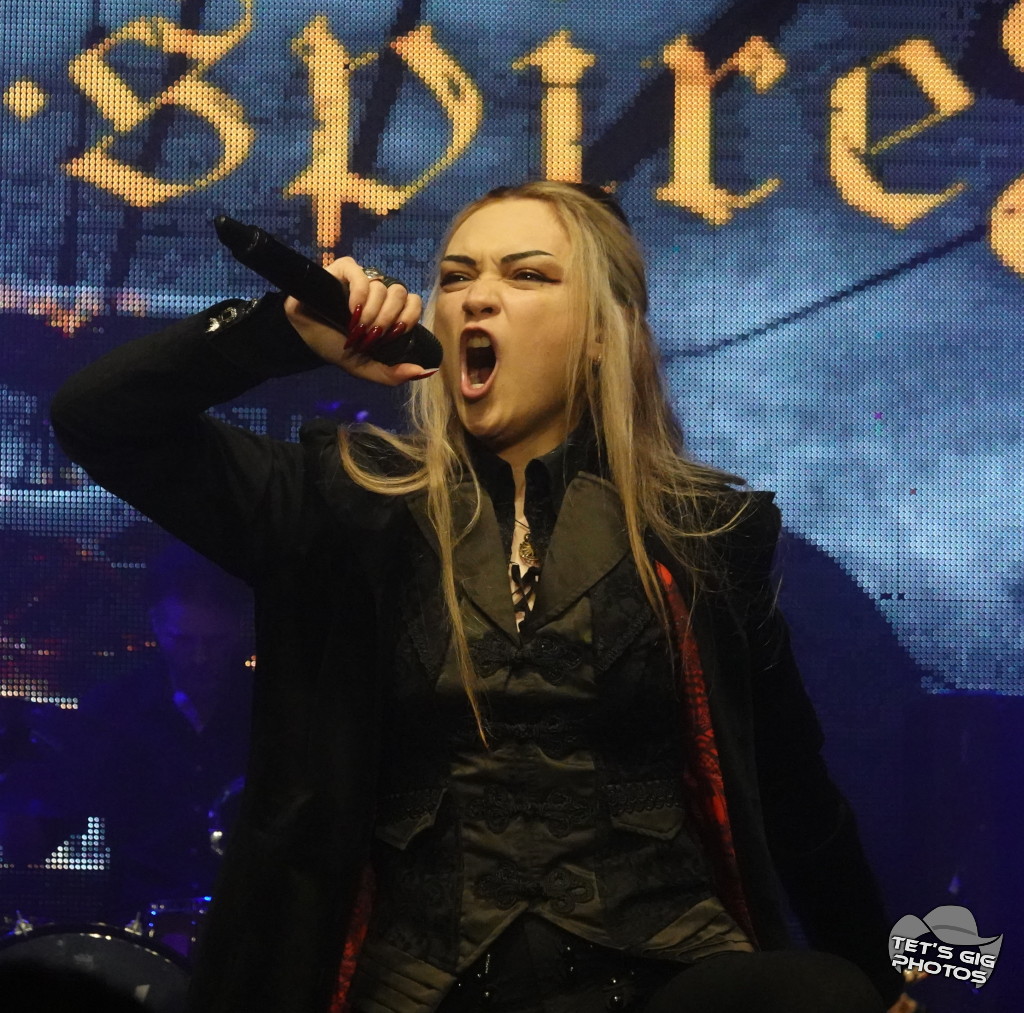 Photo: img/spires01.jpg