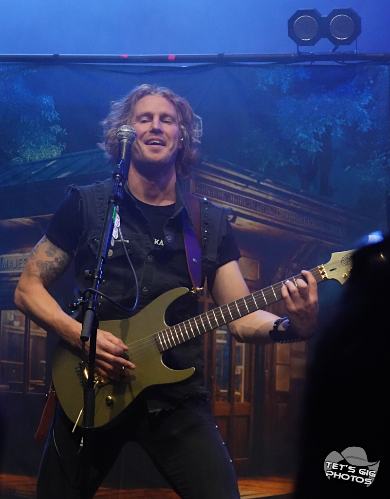 Photo: img/maj03.jpg