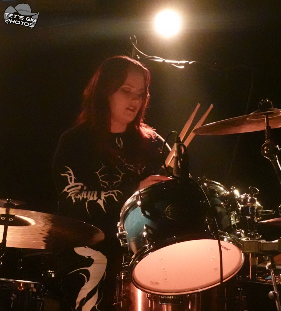 Photo: img/ashen7.jpg